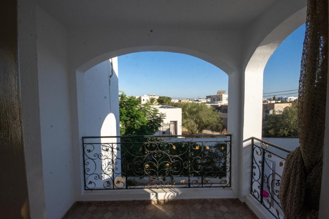 Villa Meublee Avec Piscine Et Abri De Voiture Erriadh Esterno foto