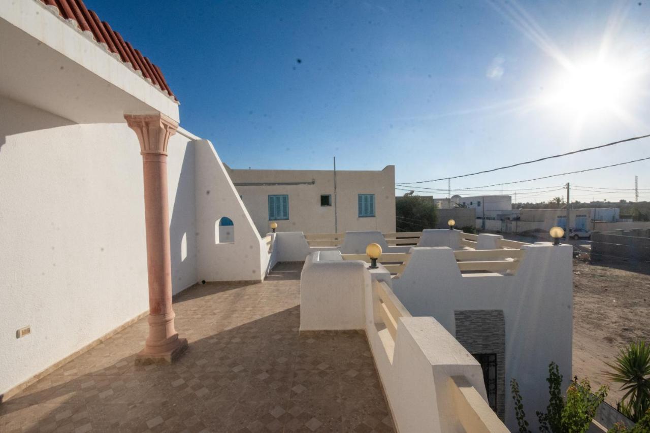 Villa Meublee Avec Piscine Et Abri De Voiture Erriadh Esterno foto